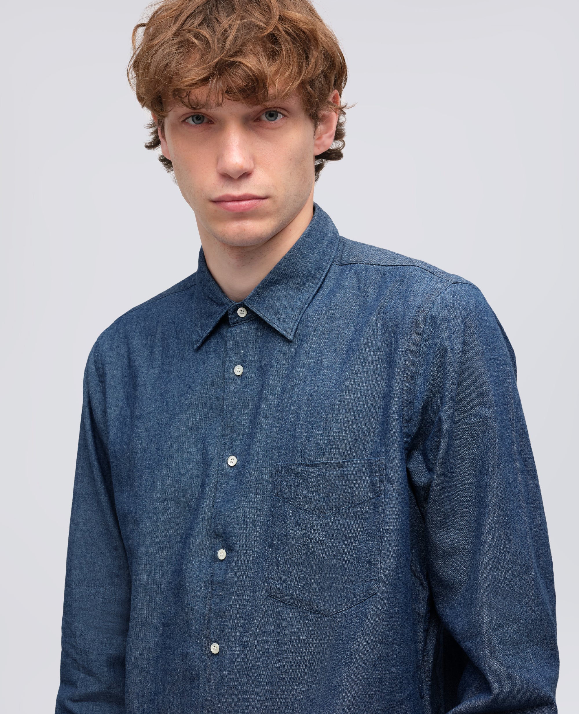 CAMICIA IN CHAMBRAY DI COTONE GIAPPONESE - DENIM MEDIO - Image 4