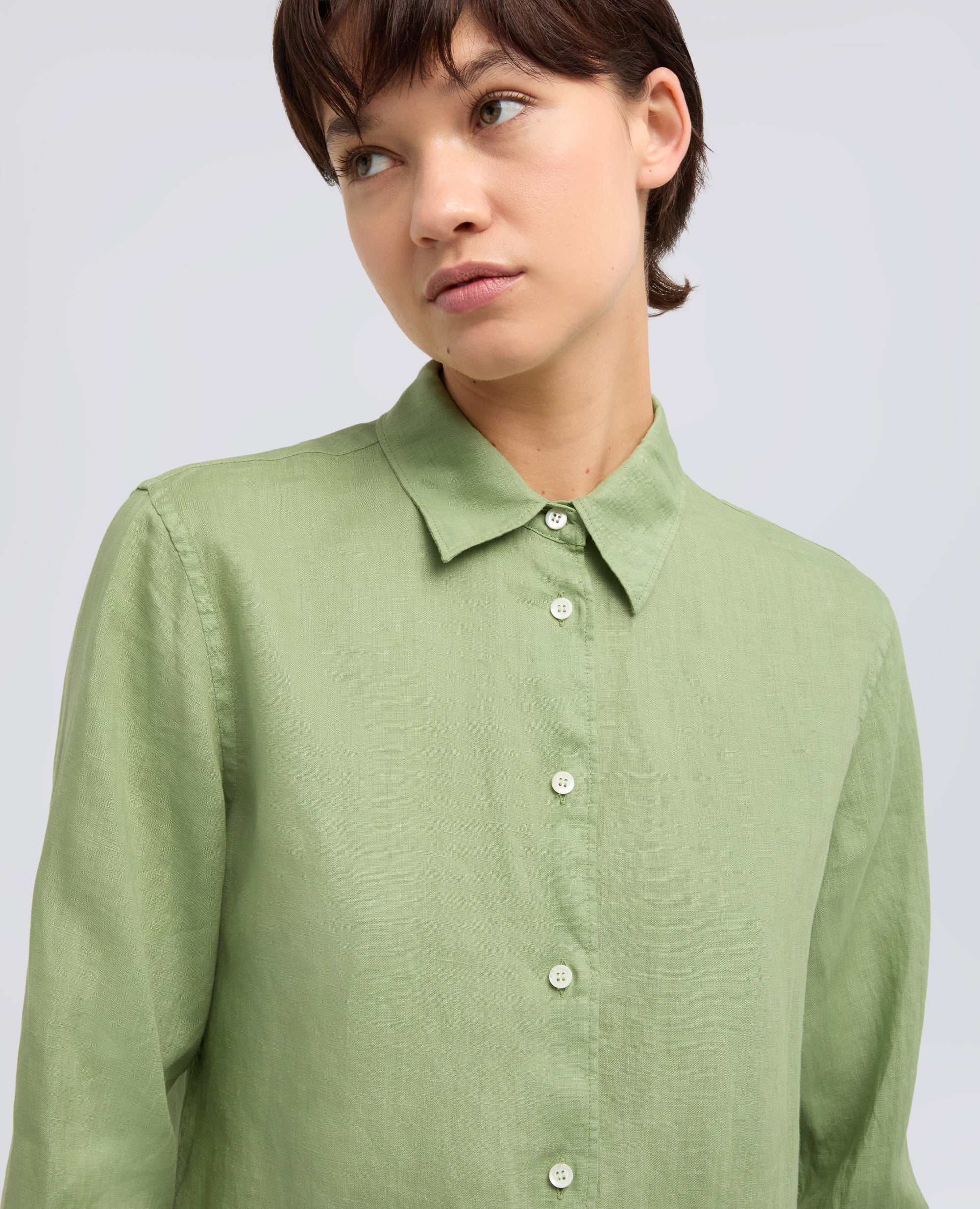 CAMICIA CLASSICA IN LINO - SALVIA - Image 4