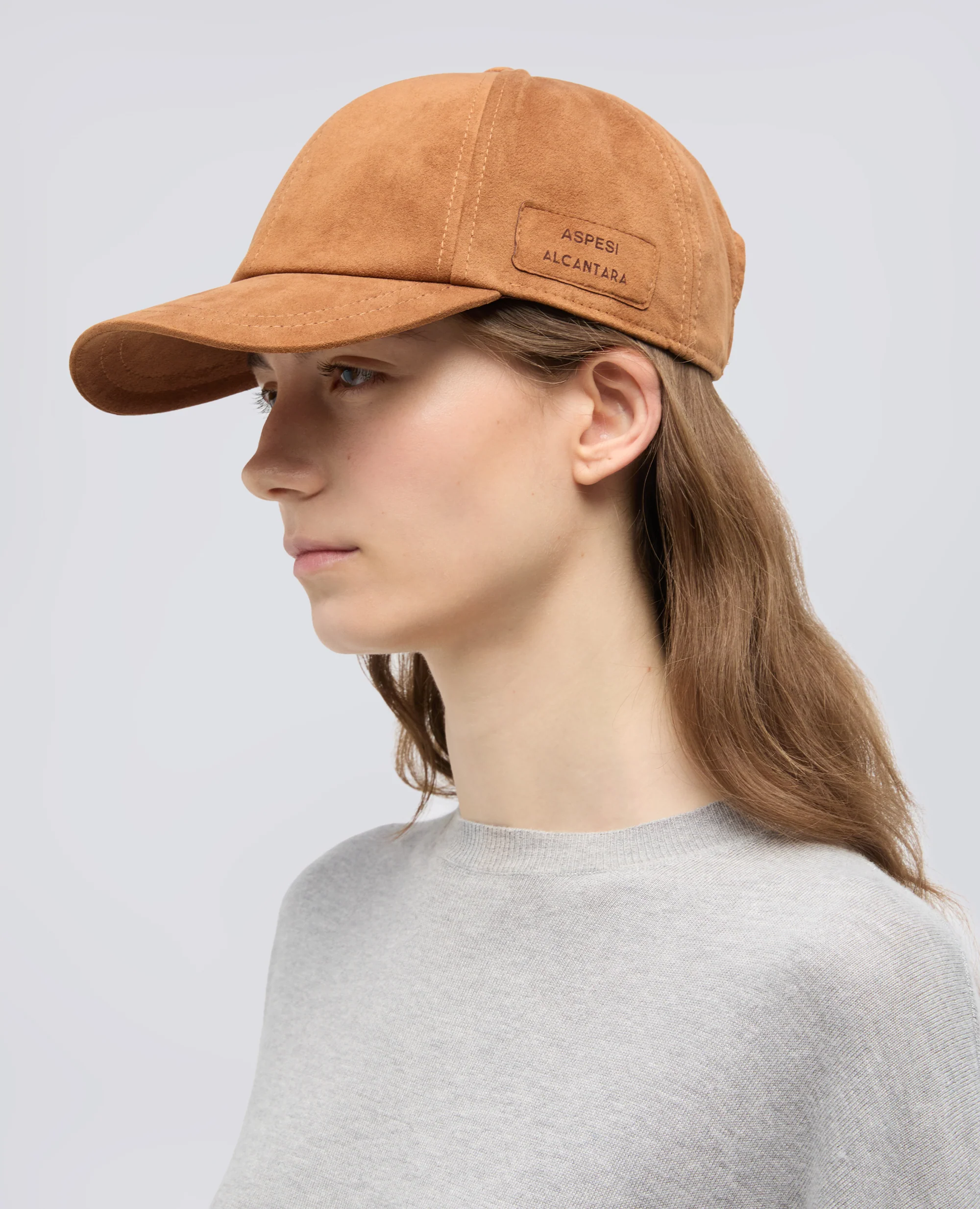 CAPPELLO IN ALCANTARA® CON VISIERA - RUGGINE - Image 3